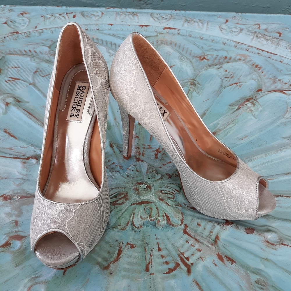 BADGLEY MISCHKA LACE HEELS